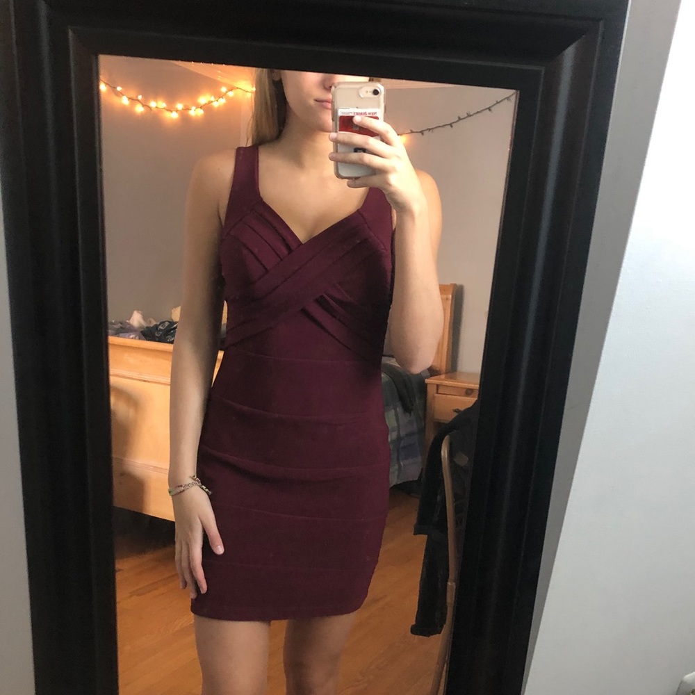 Maroon Bodycon Homecoming Dress